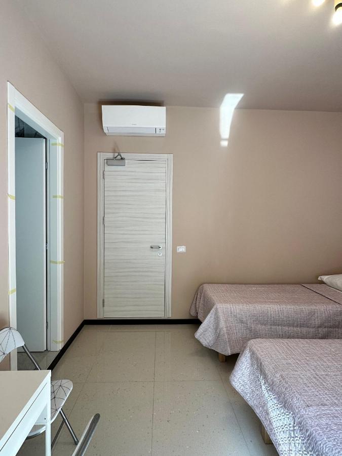 Giramondo Apartment Centrale Milaan Buitenkant foto